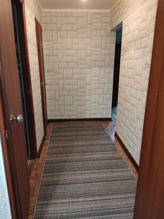 Продам трёхкомнатную квартиру