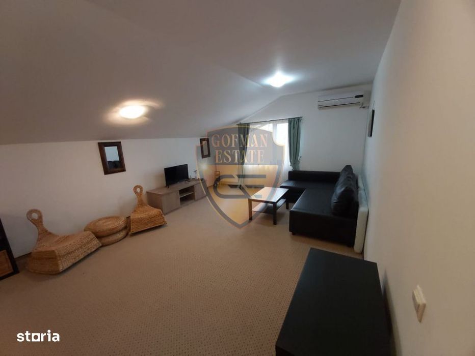 Duplex: P+1+Mansarda: 100mp utili + 100mp curte/parcare , Mamaia Nord,