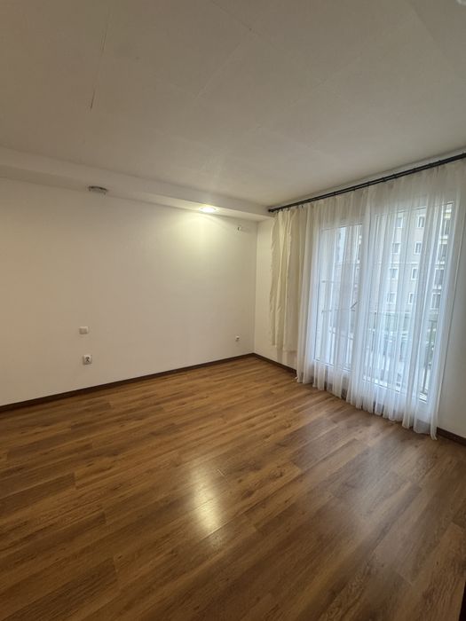 Vila Spatioasa 3 camere Cosmopolis