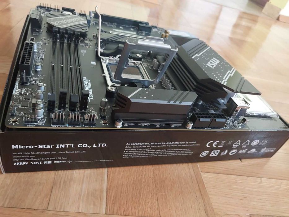 AMD Ryzen 5 7600 + MSI B650 Gaming Plus Wi-Fi