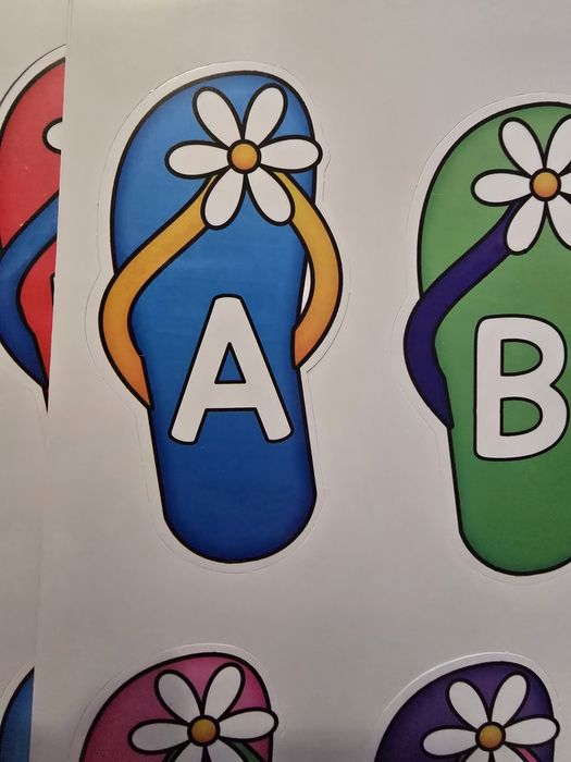 Английский алфавит часы