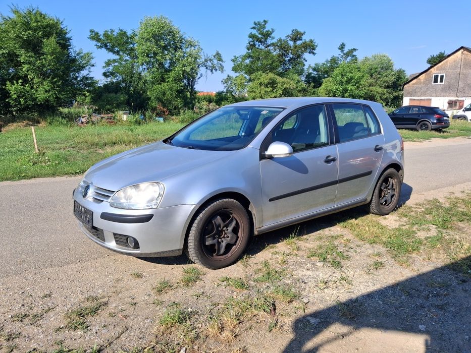 Vw Golf  5 recent adus