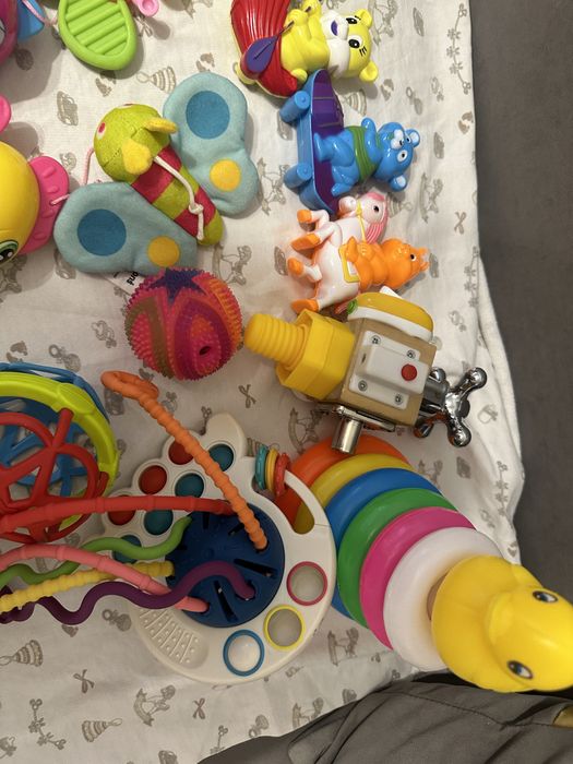 Игрушки для малышей