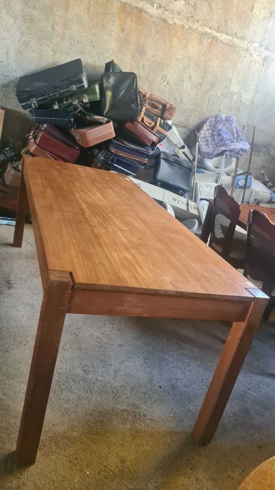 масивна трапезна маса не разтегателна