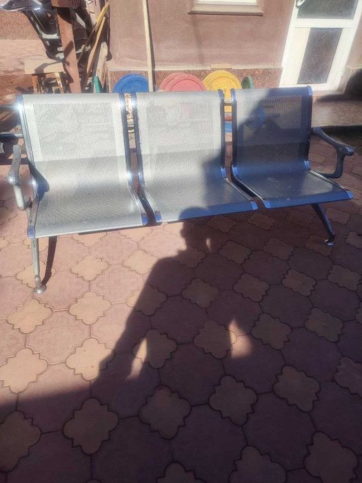 Скамейка металл в отличном состоянии