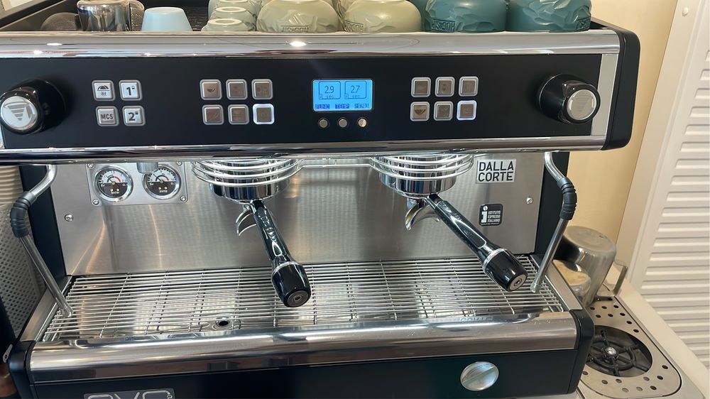 Espressor Dalla Corte evo2 cu 2 grupuri si dual boiler