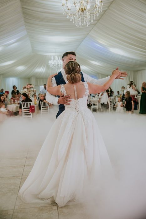 Vând rochie de mireasa creație Barbara Langellotti Atelier!