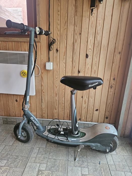 Скутер Razor E300s