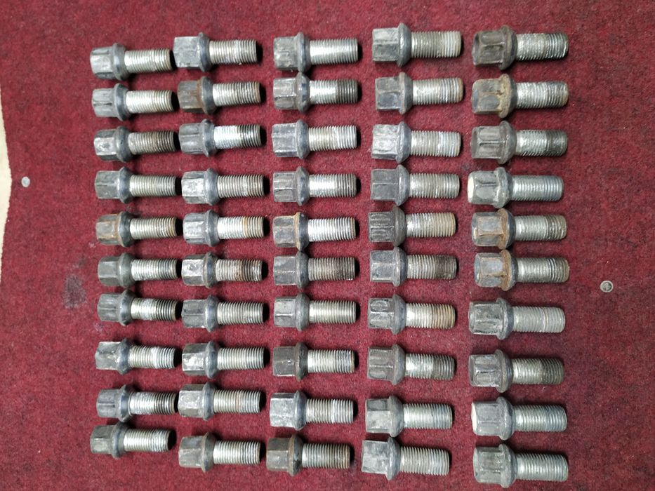 Болтове за джанти  AUDI и VW