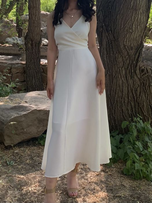 Белое платье, миди