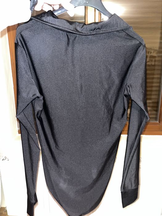 Vând costum de dans pantaloni+ body-uri purtate doar un sezon