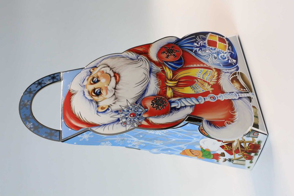 Коробки для новогодних подарков