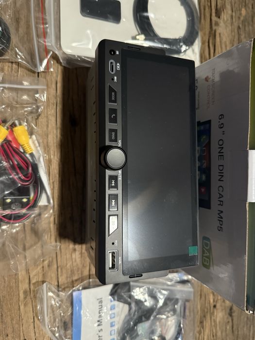 Мултимедия 1 дин за кола