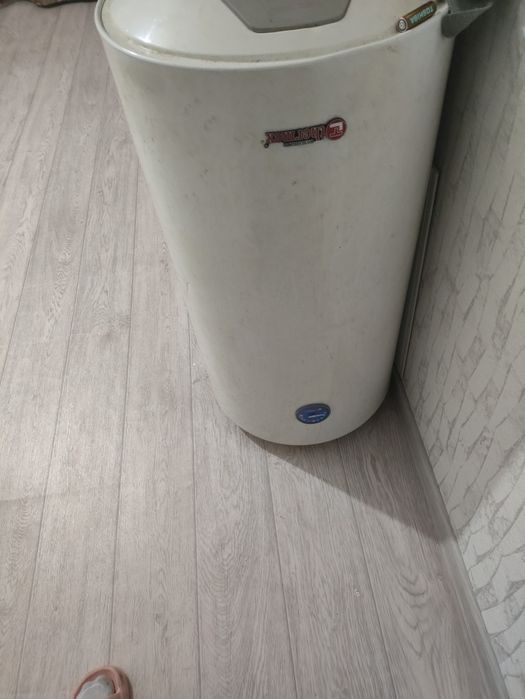 Продам водонагреватель