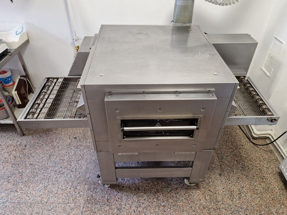 Cuptor Pizza Covrigi Tunel Gaz Zanolli Synthesis 08/50