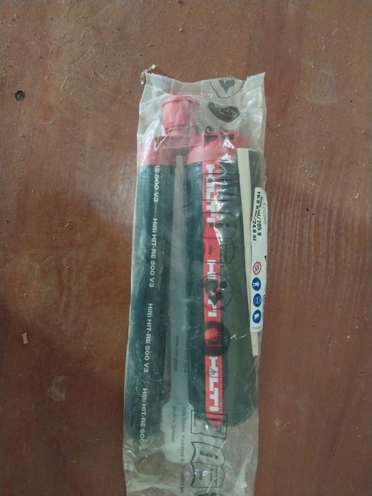 Продам клей HILTI