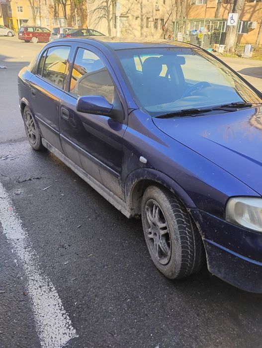 Vând mașina Opel Astra G
