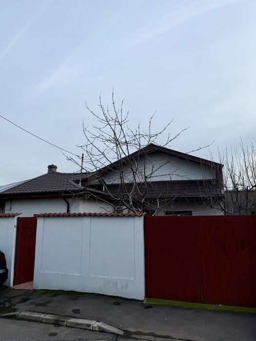 Casa de vanzare la curte in zona Teius - Rahova