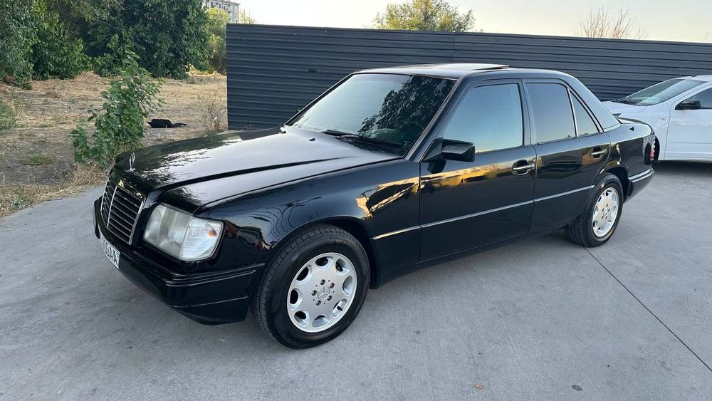 Mersedes W124 автомат метан
