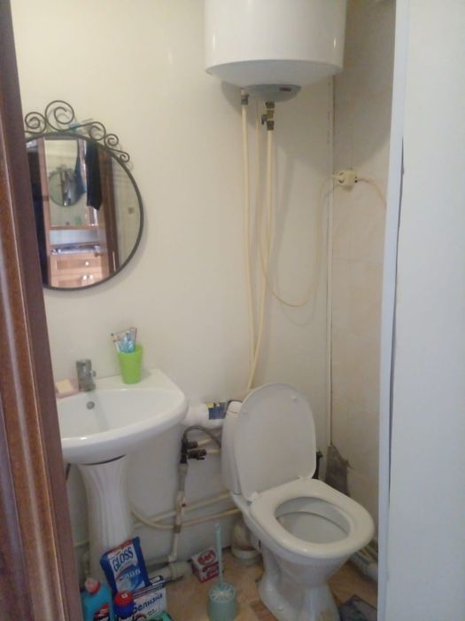 Продам квартиру 1км