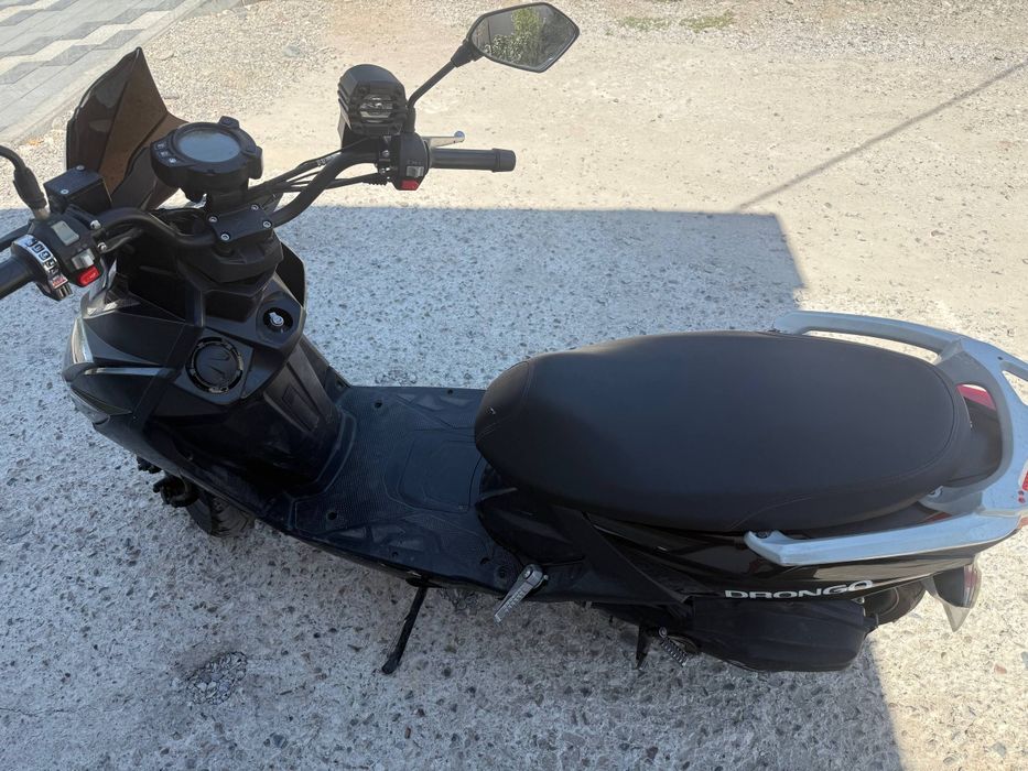 Skuter drongo samuray