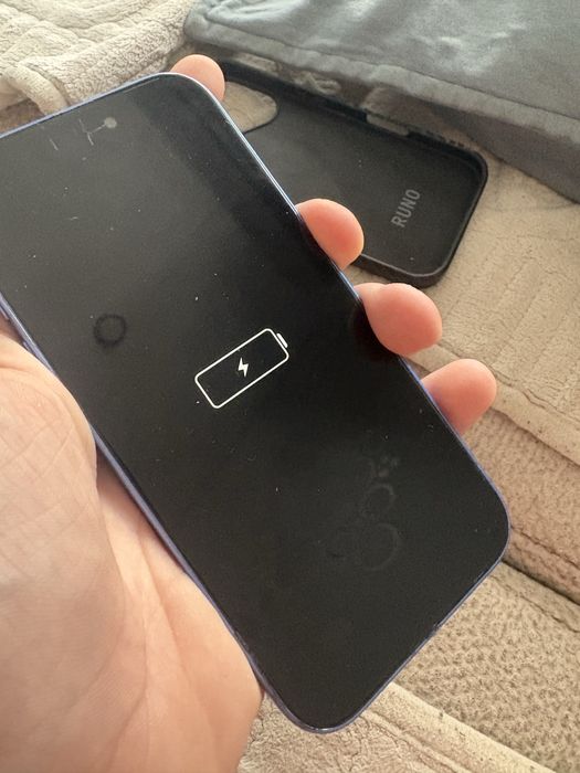 Продам муляж айфон 16