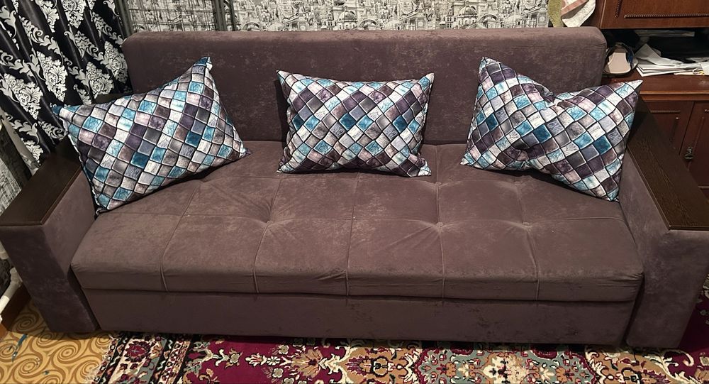 Продаю диван цена 58000