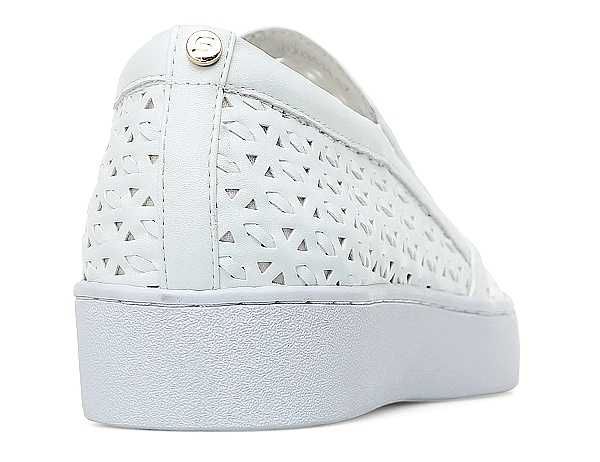 Новые белые слипоны итальянского бренда Massimo Santini.