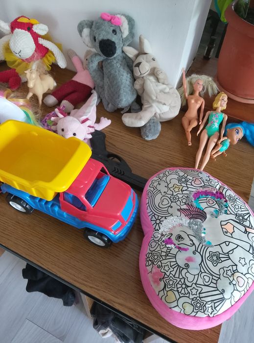 Lot jucării mixte