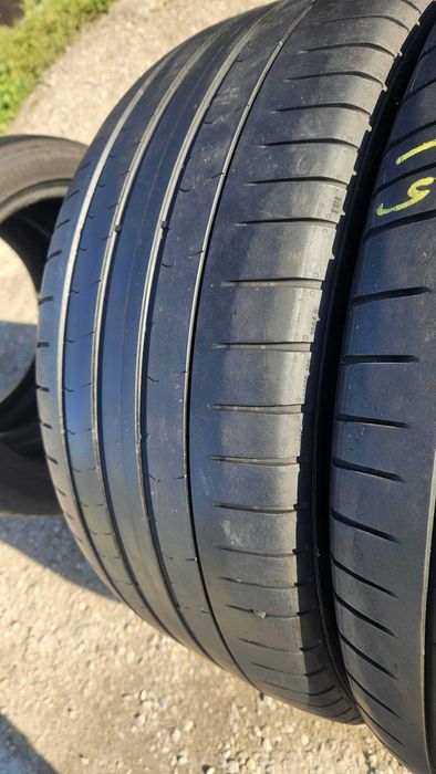 255/35 R19 • Vara • Pirelli P Zero MOE 96Y Runflat | 2 buc | ras