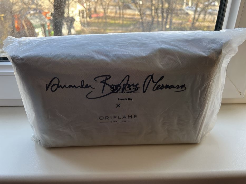 Женская сумка орифлейм