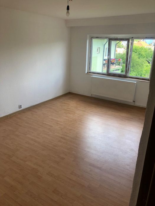Direct proprietar vând apartament decomandat
