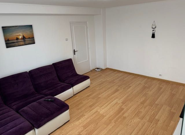 Închiriez apartament mobilat utilat + parcare