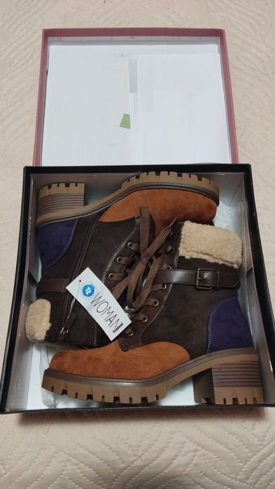 Дамски Зимни цветни  боти