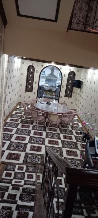 Сергели. Кумарик. Участок 8соток, 8комнат, 4санузла, 2кухни подвал