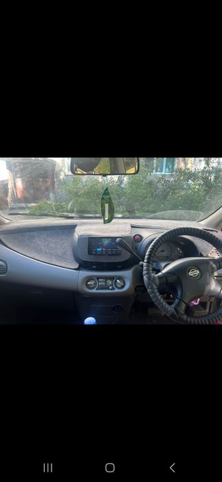 Продам Nissan tino