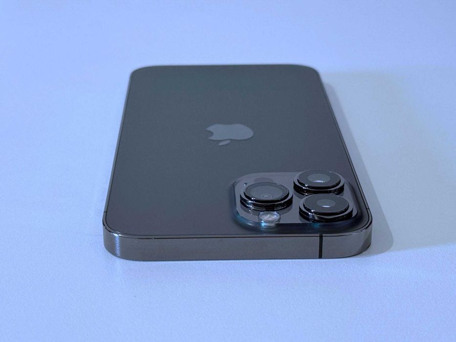 Бартер! iPhone 13 Pro Max Graphite (Черен)  90% Батерия.