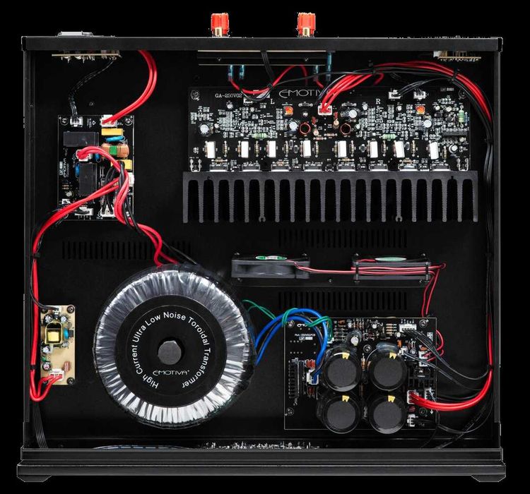 Amplificator de putere 2x300w  Emotiva BasX A-300