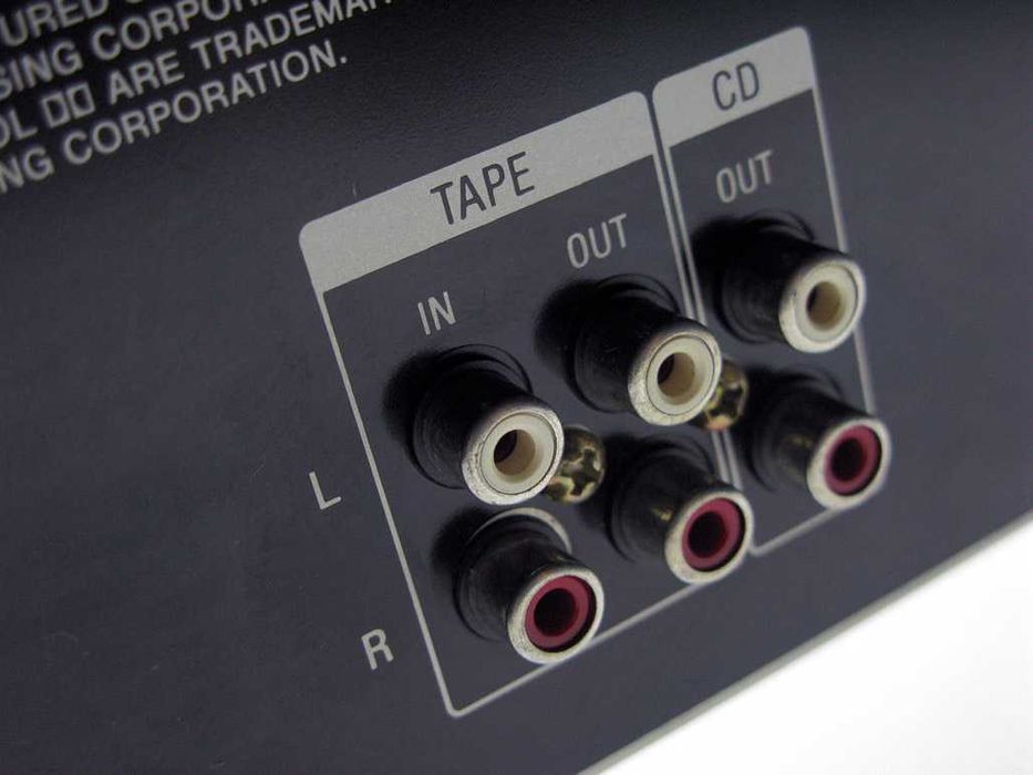 Sony TXD-RE210 — это комбинированное устройство