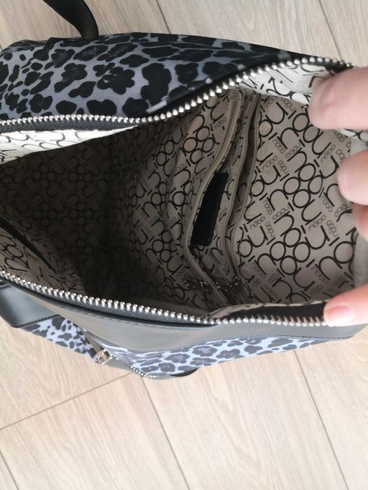 Дамска раница nobo с ефектен принт