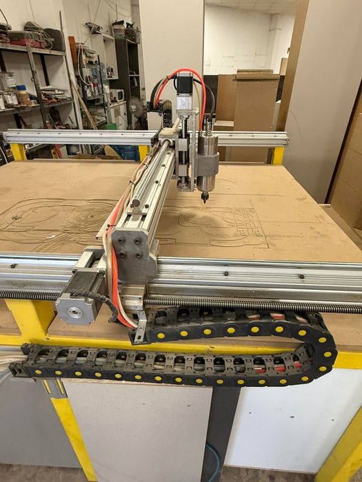 Cnc рутер фрезоване