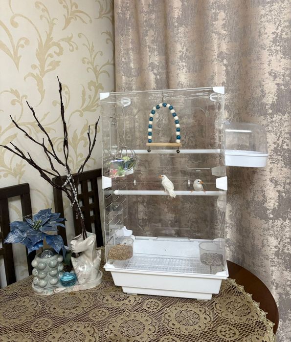 Продам акриловую клетку для птиц