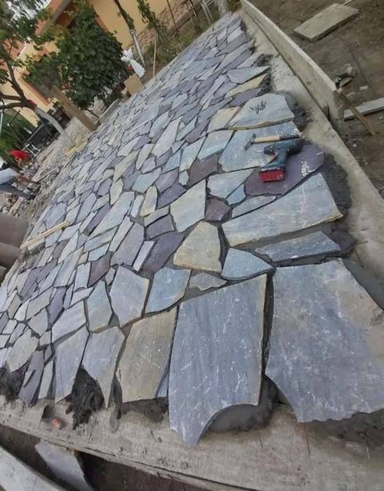 Vând piatra naturala asiguram montaj și transport