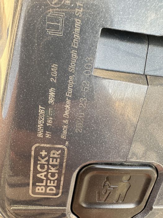 Aspirator de mana black+decker