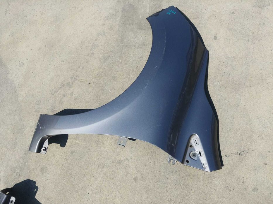 aripa stanga fata renault clio 4