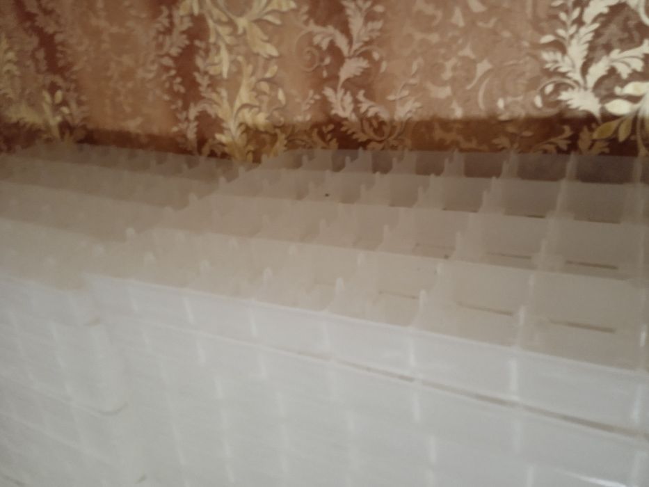 В Продажа 2 Инкубатора