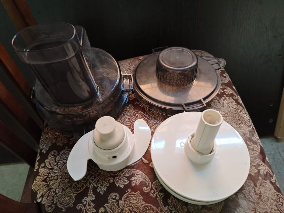 Продам Кухонный комбайн