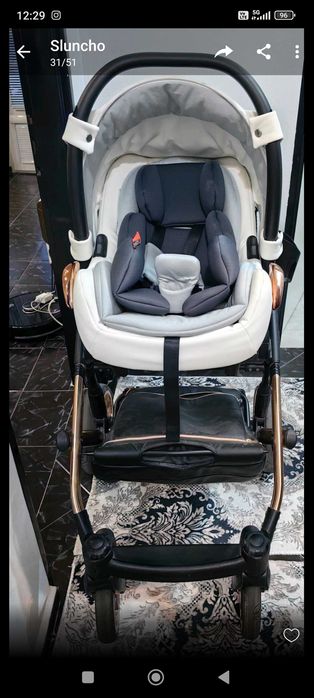 Продавам детска количка