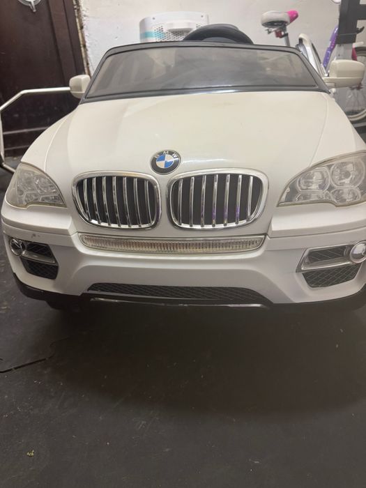 Детская машина bmw