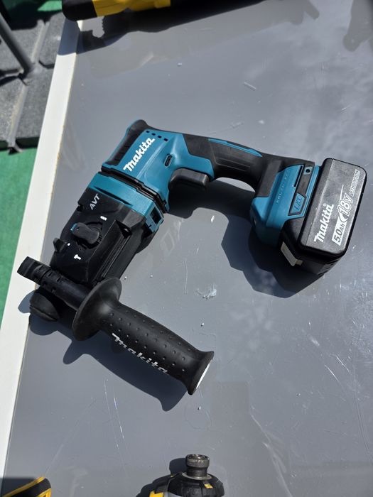 Rotopercutor Makita DHR 182